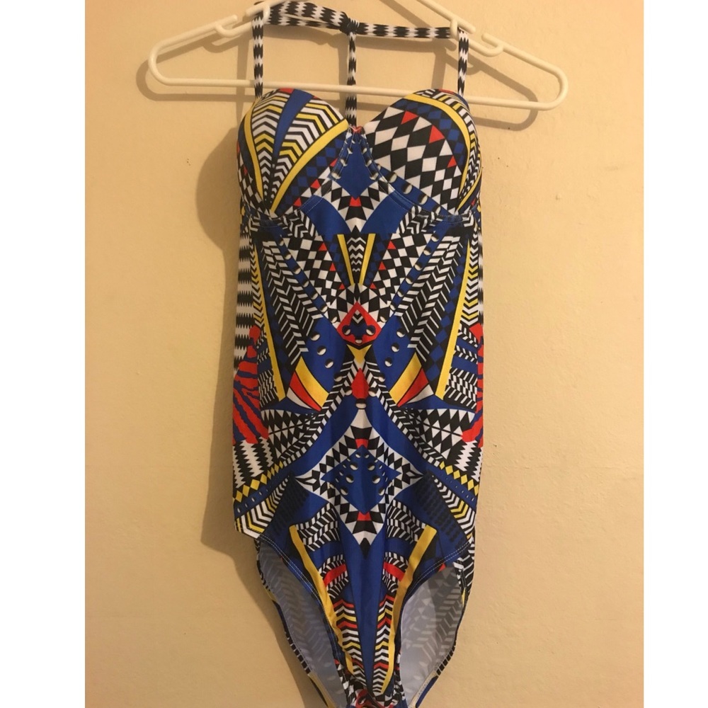 Women’s one piece halterkini bathing suit